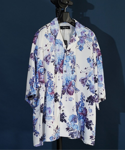 unrelaxing（アンリラクシング）の「ビッグシルエット総柄開襟アロハシャツ（シャツ/ブラウス・メンズ・ブラック/グレー/ピンク系その他/ブラック系その他6/ブラック系その他/ブラック系その他4/ミント/ホワイト系その他3/ラベンダー/ブラック系その他2/ネイビー/グレー系その他/ブラック系その他5/レッド/ダークネイビー/ピンク/ホワイト系その他2/ホワイト/ホワイト系その他/ブラック系その他3/グリーン/その他/その他1/その他2/その他3/ホワイト×パープル/ブラック×パープル/ブラック×レッド/ブラック×ブルー/ホワイト系その他4/ブラック×ホワイト/ブラック系その他7/その他4/その他5/その他6/F/L/T/E/K/S/J/R/Z/D/B/P/X/ホワイト×ブラック/C/Q/Y/N/V/H/M/U/G/A/I/O/W/その他7/その他8/ホワイト系その他5/アクア/パイソン/チャコールグレー×ブラック/ダークブラック/ライトブラック/その他9/その他10/その他11/ケリーグリーン/レオパード/ライトピンク/チョコ/ブルー系その他/グリーン系その他/ダークブルー/スモークピンク/チェリーレッド/ウィート/その他12/その他13/その他14/コバルトブルー/ライトグリーン/マルチ/アッシュブラウン/ライトホワイト/ライトグレー/ライトブルー/エメラルドブルー/ダークオリーブ/ブルーグラス/アーミー/ブラック×ブラック/ブラックミックス/ライトカーキ/ホワイト×レッド/ダークアッシュ/クリアグリーン/クリアブルー/カーキブラウン/モカ/ワインレッド/クリアブラウン/ホワイト×ブルー/White/グレー系その他2/Black/パープル系8/ピンク系3/ブラック系1/ブラック系9/ベージュ系5/グリーン系2/ブルー系1/ブルー系9/その他20/その他28/ベージュ系8/グリーン系5/ブルー系4/パープル系3/イエロー系3/レッド系3/ホワイト系2/ブラック系4/ベージュ系1/その他22/その他31/カーキ系3/グリーン系8/ブルー系7/パープル系6/ピンク系1/ホワイト系5/ブラック系7/ベージュ系3/その他26/その他34/イエロー系2/レッド系2/ブラウン系2/ベージュ系7/グリーン系4/ブルー系3/パープル系2/ホワイト系1/ブラック系3/その他21/その他30/ブルー系2/パープル系1/イエロー系1/レッド系1/ブラック系2/ブラウン系1/ベージュ系6/グリーン系3/その他29/グリーン系6/ブルー系5/パープル系4/イエロー系4/レッド系4/ホワイト系3/ブラック系5/ベージュ系2/カーキ系1/その他32/カーキ系2/グリーン系7/ブルー系6/パープル系5/イエロー系5/オレンジ系1/ホワイト系4/ブラック系6/その他25/その他33/ベージュ系4/グリーン系1/グリーン系9/ブルー系8/パープル系7/ピンク系2/ホワイト系6/ブラック系8/その他27/その他35/その他24/ホワイト系8/ホワイト系9/ブラック×グレー/スミクロ/ふじ色系1/ダークグリーン系1/ダークグリーン系/アイボリー/カーキ系7/ホワイト×グレー/ホワイト系その他6/アイボリー系4/オリーブ系/アッシュグレー/ブルー/ホワイト×ピンク/ブラック×ピンク/ライトグレー系1/レッド系5/ダークブラウン/グレー系1/ベージュ系その他7/スカイブルー系6/パープル/インディゴブルー/クリアブラック/ネイビー系3/ネイビー系4/ネイビー系8/ネイビー系/カーキ系4/グリーン系その他2/グリーン系その他3/ピンク系4/ピンク系5/イエロー系6/イエロー系7/ネイビー系5/ライトグリーン系/カーキ系8/ダークグリーン系2/ダークグリーン系3/アイボリー系1/アイボリー系2/ホワイト系7/ブラック系/ブルー系その他2/ブルー系その他3/ブルー系その他4/ブルー系その他5/ホワイト系/グレー系その他3/ホワイト系その他7/その他16/その他17/その他18/その他19/ホワイト×カーキブラウン/その他15/アニマル/ホワイト×グリーン/ブラウン系3/ナチュラル/ベージュ系その他3/クリーム/アイボリー系3/カーキ系6/イエロー系その他/ホワイト×ライトグレー/グレー系その他7/ベージュ系その他/ベージュ系その他4/スカイブルー系・FREE/MEDIUM）」の22枚目の写真