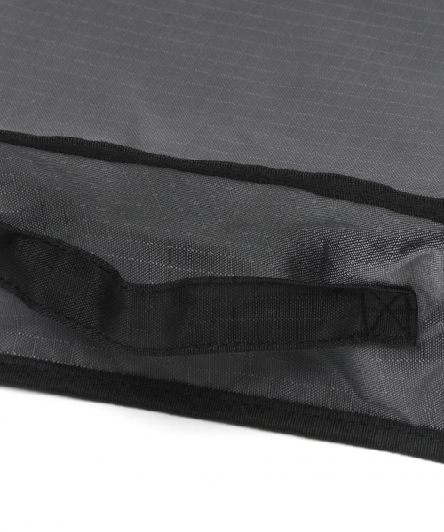 niko and...（ニコアンド）の「[CITY CREEK]トラベルポーチL（ポーチ・レディース・ピンク/ライトイエロー/ブラック/セージグリーン/グレー・0）」の18枚目の写真