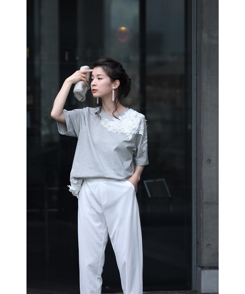 cawaii(カワイイ)の「可憐な白花レーストップス(Tシャツ/カットソー・レディース・グレー/ブラック・M/XL)」の8枚目の写真