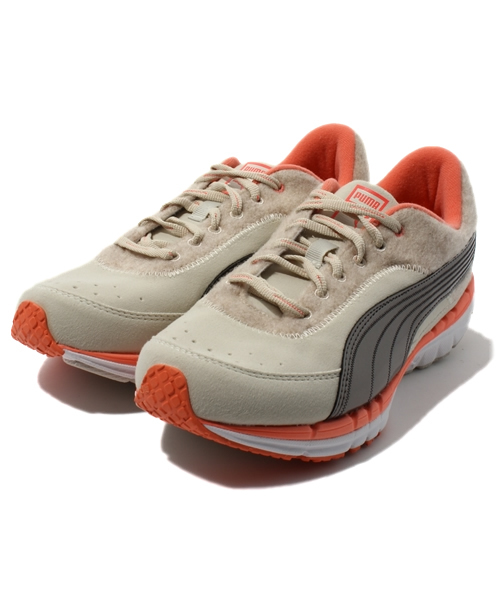 PUMA(プーマ)の「ボディートレイン NEO WTR (WOMEN) - Body Train(スニーカー・レディース・ブラック×ピンク/グレー系その他/パープル系その他・22.5cm/23cm/23.5cm/24cm/24.5cm/25cm/25.5cm)」の3枚目の写真