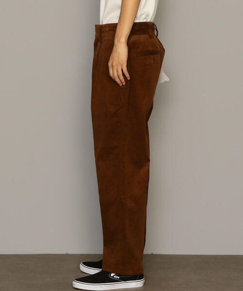 Dickies（ディッキーズ）の「別注 [ディッキーズ] SC Dickies GLR コーデュロイ 1プリーツ ワイド テーパード パンツ（その他パンツ・メンズ・ブラウン/ブラック/ダークグレー・32inch/28inch/30inch）」の6枚目の写真