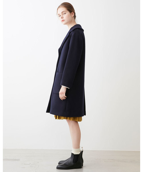Traditional Weatherwear(トラディショナルウェザーウェア)の「BELL / ベル(ステンカラーコート・レディース・ネイビー/サックスブルー・34/32)」の4枚目の写真