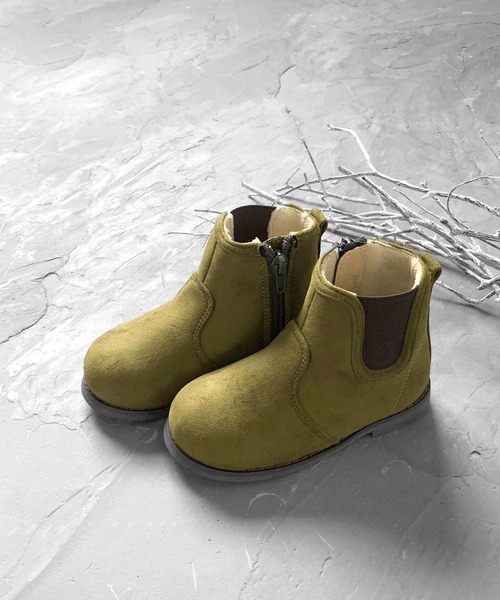 SOROTTO(ソロット)の「ファスナー付き サイドゴアブーツ(ブーツ・キッズ・ブラウン系その他/レッド/ブラック/ライトパープル/キャメル/ブルー/ブラック系その他/マスタード/ピンク/ライトブラウン/カーキ/ターコイズブルー/レオパード/アイボリー/ブラウン系その他2・22.0cm/21.0cm/18.0cm/20.0cm/16.0cm/19.0cm/17.0cm)」の7枚目の写真