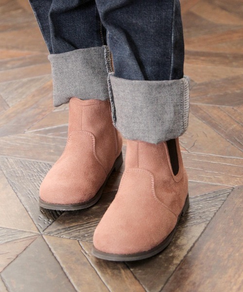 SOROTTO(ソロット)の「ファスナー付き サイドゴアブーツ(ブーツ・キッズ・ブラウン系その他/レッド/ブラック/ライトパープル/キャメル/ブルー/ブラック系その他/マスタード/ピンク/ライトブラウン/カーキ/ターコイズブルー/レオパード/アイボリー/ブラウン系その他2・22.0cm/21.0cm/18.0cm/20.0cm/16.0cm/19.0cm/17.0cm)」の13枚目の写真