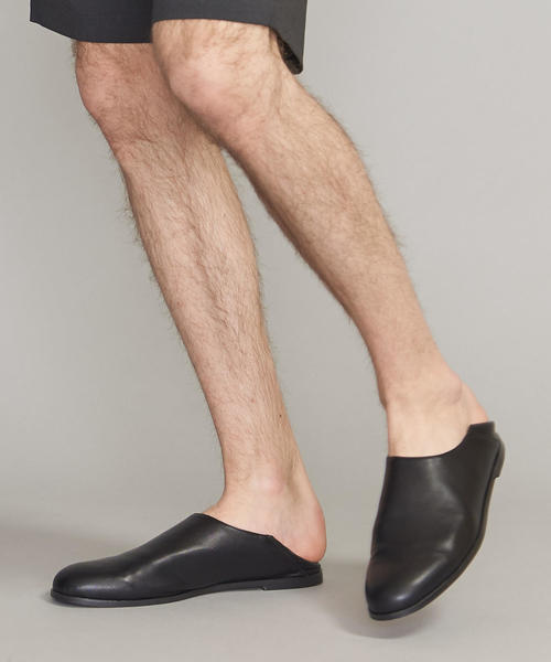 BEAUTY&YOUTH UNITED ARROWS（ビューティーアンドユースユナイテッドアローズ）の「【WEB限定】 by プレーン スリッポン（スリッポン・メンズ・ベージュ/ブラック・9/7/10/8）」の4枚目の写真