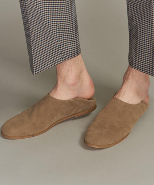 BEAUTY&YOUTH UNITED ARROWS（ビューティーアンドユースユナイテッドアローズ）の「【WEB限定】 by プレーン スリッポン（スリッポン・メンズ・ベージュ/ブラック・9/7/10/8）」の9枚目の写真