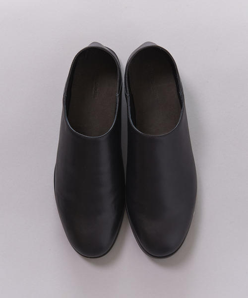 BEAUTY&YOUTH UNITED ARROWS（ビューティーアンドユースユナイテッドアローズ）の「【WEB限定】 by プレーン スリッポン（スリッポン・メンズ・ベージュ/ブラック・9/7/10/8）」の18枚目の写真