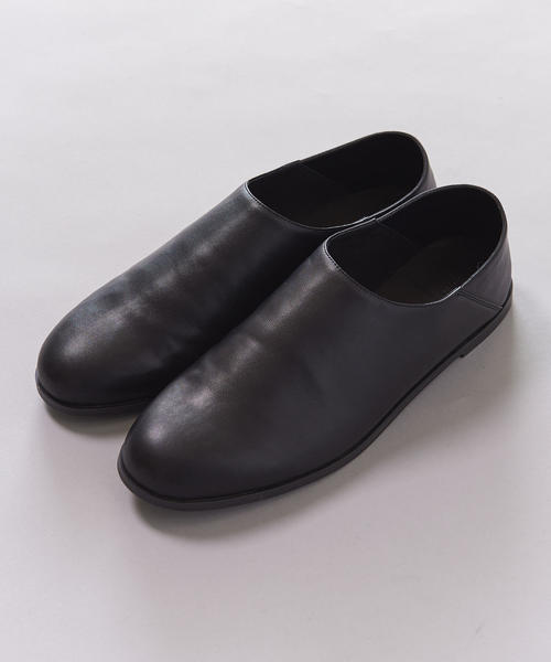 BEAUTY&YOUTH UNITED ARROWS（ビューティーアンドユースユナイテッドアローズ）の「【WEB限定】 by プレーン スリッポン（スリッポン・メンズ・ベージュ/ブラック・9/7/10/8）」の19枚目の写真