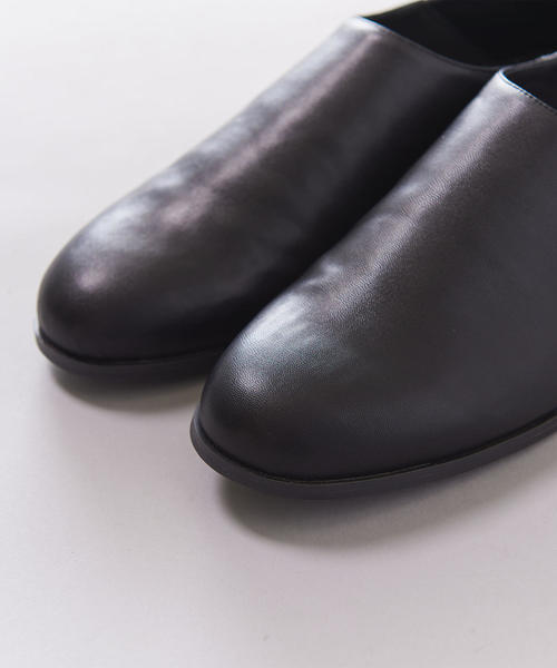 BEAUTY&YOUTH UNITED ARROWS（ビューティーアンドユースユナイテッドアローズ）の「【WEB限定】 by プレーン スリッポン（スリッポン・メンズ・ベージュ/ブラック・9/7/10/8）」の20枚目の写真