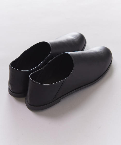 BEAUTY&YOUTH UNITED ARROWS（ビューティーアンドユースユナイテッドアローズ）の「【WEB限定】 by プレーン スリッポン（スリッポン・メンズ・ベージュ/ブラック・9/7/10/8）」の12枚目の写真