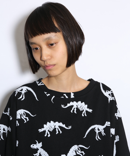 i(アイ)の「恐竜(大)プリントT(Tシャツ/カットソー・レディース・ホワイト/ブラック・フリ-)」の4枚目の写真