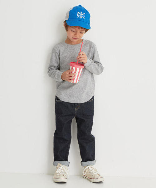 green label relaxing（グリーンレーベルリラクシング）の「【キッズ】ドビーデニムテーパードパンツ（デニムパンツ・キッズ・コバルトブルー/ライトブルー/ネイビー・115/125/135/105/95）」の19枚目の写真