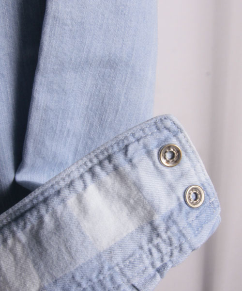 FACTOTUM（ファクトタム）の「FACTOTUM × MAGINE AMERICAN RAG CIE Limited edition ブリーチデニムシャツ∴（シャツ/ブラウス・メンズ・ライトインディゴブルー・46/48）」の15枚目の写真