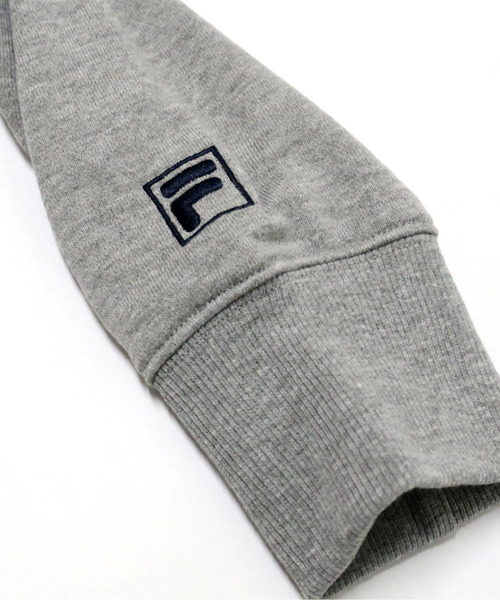 FILA(フィラ)の「【FILA/フィラ】裏毛 ボックスロゴプリントトレーナー(スウェット・レディース・ホワイト/ブラック/ネイビー/杢グレー・LL/M/L)」の13枚目の写真