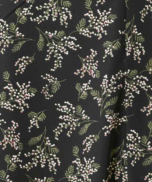 natural couture(ナチュラルクチュール)の「微光沢サテンゆるマーメイドスカート(スカート・レディース・ライトベージュ/ボルドー/その他1/その他2・FREE)」の18枚目の写真