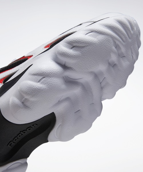 Reebok(リーボック)の「DMX シリーズ 1000 / DMX Series 1000(スニーカー・メンズ・ホワイト/ホワイト×グレー/ホワイト×ブラック・29.5cm/24.0cm/24.5cm/25.0cm/25.5cm/26.0cm/26.5cm/27.0cm/27.5cm/28.0cm/28.5cm/29.0cm)」の9枚目の写真