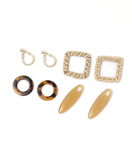 niko and...（ニコアンド）の「4WAY着せ替えイヤリング（イヤリング・レディース・ホワイト/ブラウン/グレー/オフホワイト/イエロー/グリーン・0）」の5枚目の写真