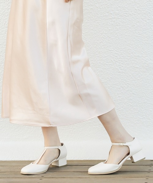 natural couture(ナチュラルクチュール)の「Tストラップパンプス(パンプス・レディース・ベージュ/シルバー/アイボリー/ミント/ブラック・M/L)」の6枚目の写真