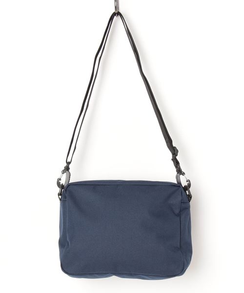 hummel(ヒュンメル)の「hummel PLAY/ヒュンメル プレイ MINI SHOULDER/ミニショルダーバッグ(ショルダーバッグ・メンズ・ブラック/ネイビー・FREE)」の5枚目の写真