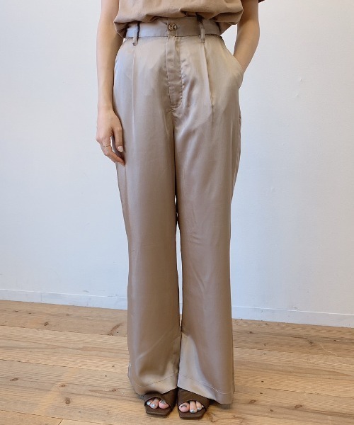 VANNIE U（ヴァニーユー）の「ツヤてろサテンパンツ（その他パンツ・レディース・ベージュ/アイボリー/ミント・FREE）」の3枚目の写真