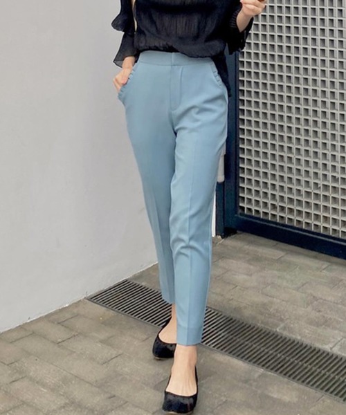 KOBE LETTUCE（コウベレタス）の「ポケットフリル付き2wayセンタープレステーパードパンツ【セットアップOK】（その他パンツ・レディース・ベージュ/ブルー/ピンク/ネイビー/ミント・XS/S/S/M）」の4枚目の写真