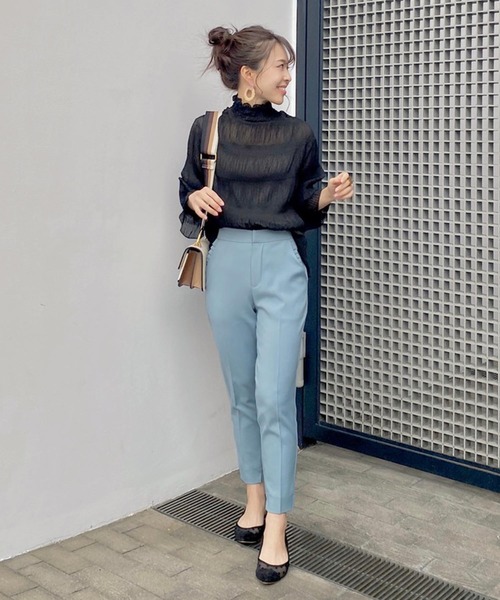 KOBE LETTUCE（コウベレタス）の「ポケットフリル付き2wayセンタープレステーパードパンツ【セットアップOK】（その他パンツ・レディース・ベージュ/ブルー/ピンク/ネイビー/ミント・XS/S/S/M）」の13枚目の写真