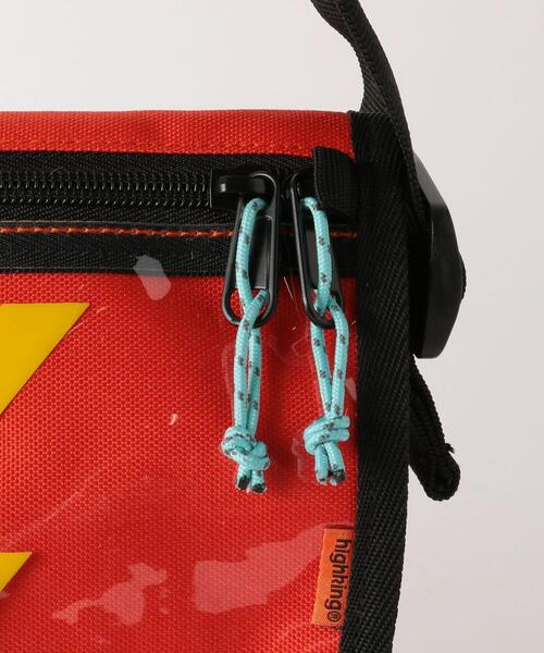 highking（ハイキング）の「HIGHKING（ハイキング）メッセンジャーバッグ（メッセンジャーバッグ・キッズ・レッド/ブラック・FREE）」の3枚目の写真