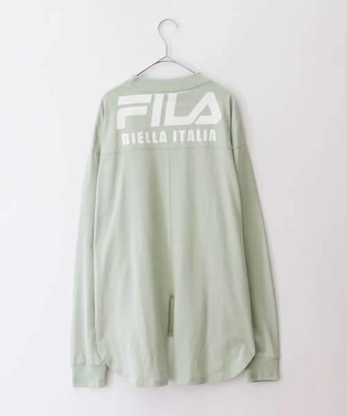 FILA（フィラ）の「FILA/フィラ 別注 フロント＆バックロゴ ビッグシルエットフットボール長袖Tシャツ/レディース（Tシャツ/カットソー・レディース・ホワイト/ブラック/モカ/グリーン系その他/グレイッシュベージュ/グレイッシュブルー・FREE）」の16枚目の写真