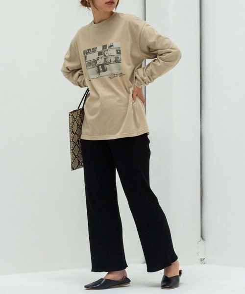 ottilie(オティーリエ)の「フォトロンT(Tシャツ/カットソー・レディース・ベージュ/オフホワイト/サックスブルー・FREE)」の21枚目の写真