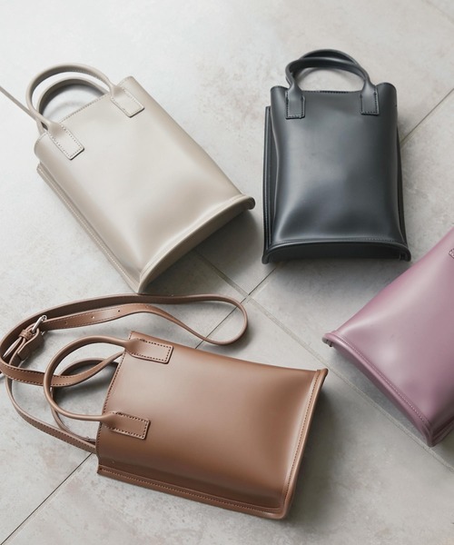 KOBE LETTUCE（コウベレタス）の「巾着付きスクエアショルダーミニバッグ（ショルダーバッグ・レディース・パープル/グレイッシュベージュ/ブラウン/ブラック/オリーブ・FREE）」の2枚目の写真