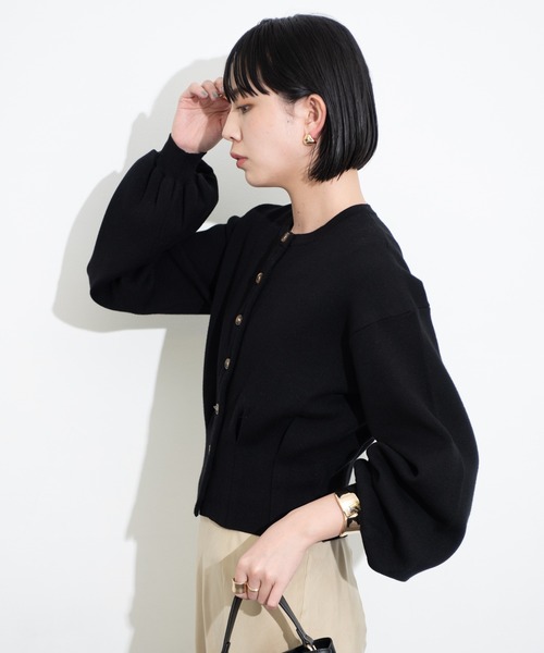 Aunt Marie's(アントマリーズ)の「ウエストタックショートカーディガン / AUNT MARIE'S(カーディガン/ボレロ・レディース・アイボリー/ブラック/グレー・FREE)」の13枚目の写真