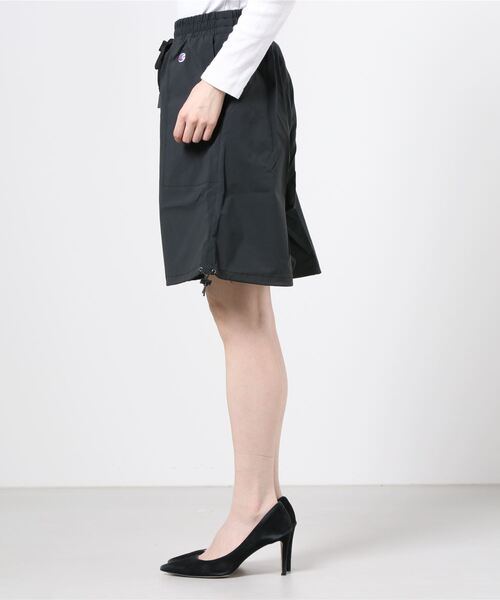 Champion（チャンピオン）の「【Champion/チャンピオン】レディース ブラックエディション ショートパンツ（その他パンツ・レディース・ブラック系その他/ネイビー/ベージュ系その他3・MEDIUM/LARGE）」の4枚目の写真