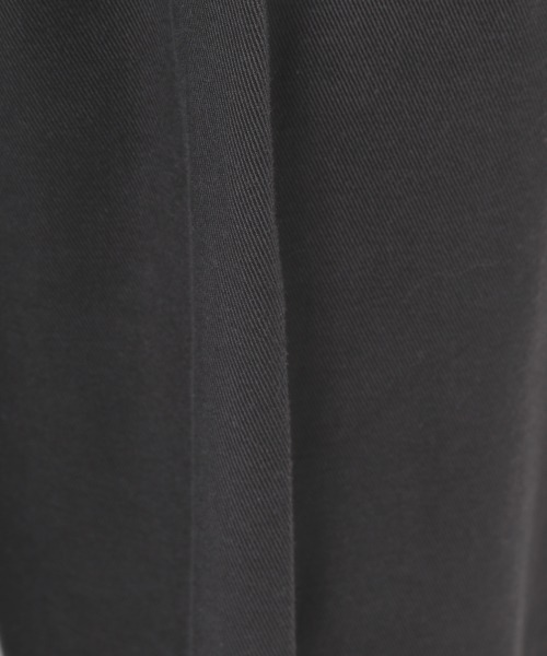 GLOBAL WORK（グローバルワーク）の「サス付きタックワイドテーパー/932167（その他パンツ・レディース・オフホワイト/ダークグレー/グリーン系その他3/ベージュ・MEDIUM/SMALL/LARGE）」の6枚目の写真