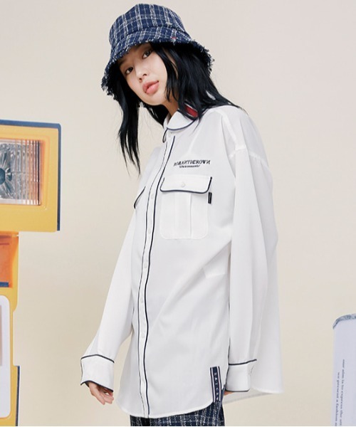 ROMANTIC CROWN(ロマンティッククラウン)の「【ROMANTIC CROWN】ROUND COLLAR PIPING SHIRT / ロマンティッククラウン ラウンド カラー パイピング シャツ(シャツ/ブラウス・メンズ・ホワイト/ベージュ/ネイビー・SMALL/MEDIUM/LARGE/X-LARGE)」の2枚目の写真