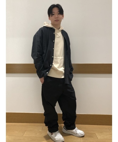 GAP(ギャップ)の「リラックスフィット バンドカラーシャツ(シャツ/ブラウス・メンズ・ブルー系その他/ブラック/ホワイト・XS/S/M/L/XL)」の12枚目の写真