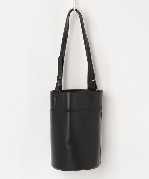 COCCINELLE(コチネレ)の「《COCCINELLE/コチネレ》GARCONNE COWHIDE(ショルダーバッグ・レディース・イエロー/ブラウン/ブラック/ホワイト・FREE)」の6枚目の写真