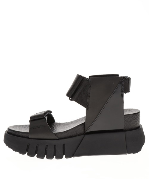 UNITED NUDE（ユナイテッドヌード）の「UNITED NUDE “DELTA RUN”サンダル（サンダル・レディース・ブラック・38/37/36/35/39）」の5枚目の写真