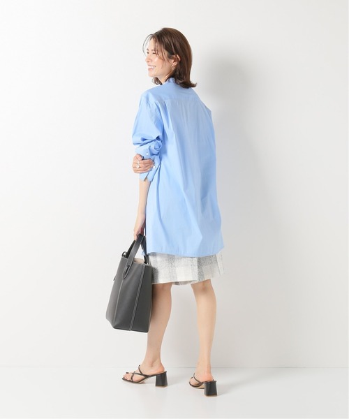 IENA(イエナ)の「バンドカラーフロントスリットシャツ◆(シャツ/ブラウス・レディース・ホワイト/サックスブルー・38/36)」の10枚目の写真