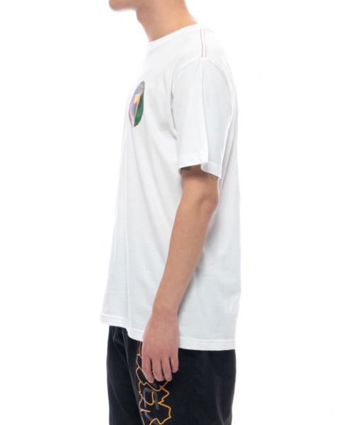 RVCA(ルーカ)の「RVCA メンズ 【DANA TRIPPE COLLECTION】 FOCUS SS Tシャツ【2021年夏モデル】/ルーカ半袖バックプリントTシャツ(Tシャツ/カットソー・メンズ・ブラック/ホワイト・LARGE/SMALL/MEDIUM)」の3枚目の写真