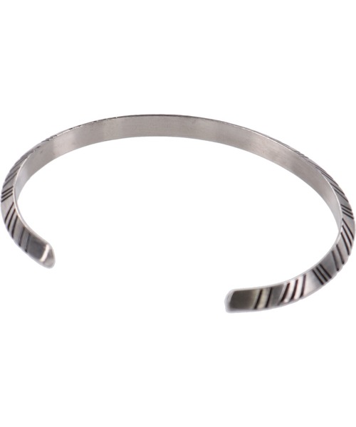 SPINNS（スピンズ）の「シンプルデザイン バングル（バングル/リストバンド・メンズ・シルバー・ONESIZE）」の4枚目の写真