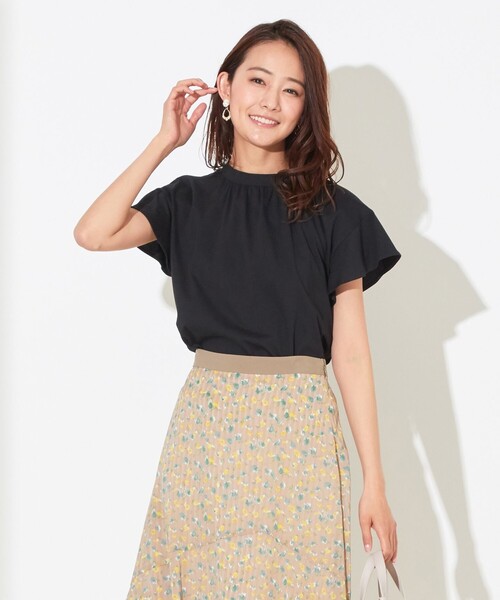 ANY SIS（エニィスィス）の「【NAIL HOLICコラボ】スタンドネック Tシャツ（Tシャツ/カットソー・レディース・ホワイト系/ブラック系/ベージュ系/ライラック系/オレンジ系/パイングリーン系・2）」の3枚目の写真