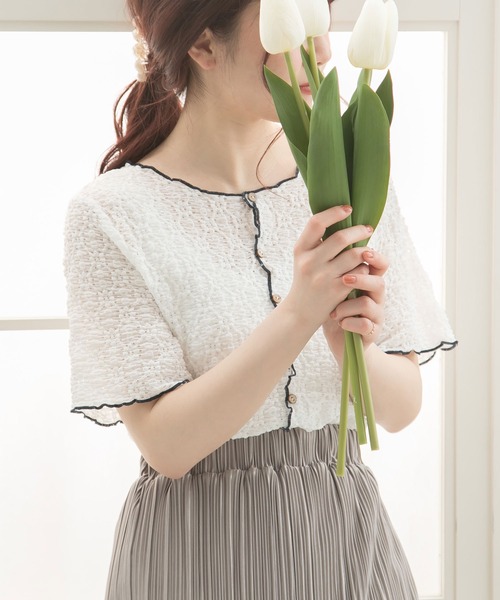 Newlyme（ニューリーミー）の「フラワーレース配色メロウカーディガン（Tシャツ/カットソー・レディース・ホワイト/ブルー/アイボリー・FREE）」の2枚目の写真