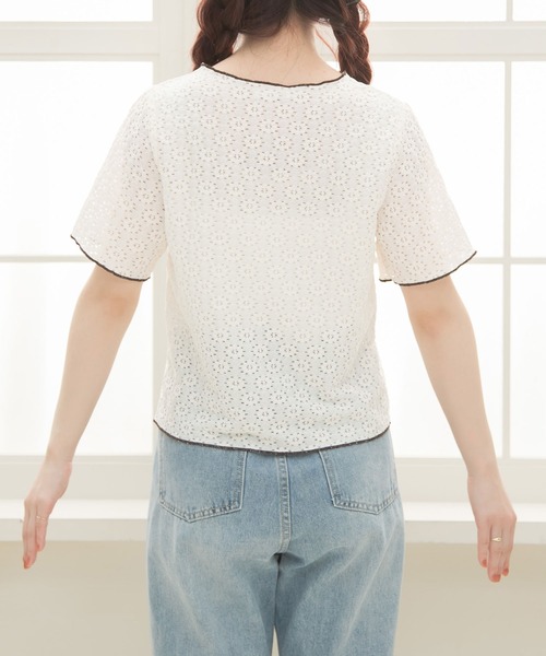 Newlyme（ニューリーミー）の「フラワーレース配色メロウカーディガン（Tシャツ/カットソー・レディース・ホワイト/ブルー/アイボリー・FREE）」の12枚目の写真