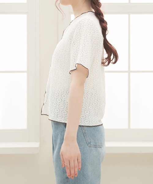 Newlyme（ニューリーミー）の「フラワーレース配色メロウカーディガン（Tシャツ/カットソー・レディース・ホワイト/ブルー/アイボリー・FREE）」の13枚目の写真