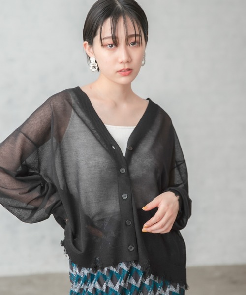 PAGEBOY（ページボーイ）の「シアーダメージカーディガン（カーディガン/ボレロ・レディース・ブラック/オフホワイト/ブルー/グレイッシュベージュ・FREE）」の6枚目の写真