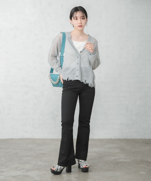 PAGEBOY（ページボーイ）の「シアーダメージカーディガン（カーディガン/ボレロ・レディース・ブラック/オフホワイト/ブルー/グレイッシュベージュ・FREE）」の9枚目の写真