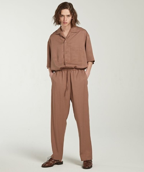 LIDNM（リドム）の「CUPRO RELAX OPEN COLLAR（シャツ/ブラウス・メンズ・ベージュ/ブラウン/グレー・MEDIUM/LARGE）」の5枚目の写真