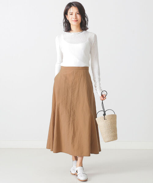 BEAMS LIGHTS(ビームスライツ)の「BEAMS LIGHTS / リネン 14ゲージ リブ クルーネック ロングスリーブ ニット(ニット/セーター・レディース・ホワイト/ライトブルー/ブラック・ONE SIZE)」の7枚目の写真