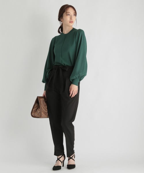 Andemiu(アンデミュウ)の「タックテーパードパンツ958547(その他パンツ・レディース・ブラック/ベージュ/ピンク・SMALL/MEDIUM)」の4枚目の写真