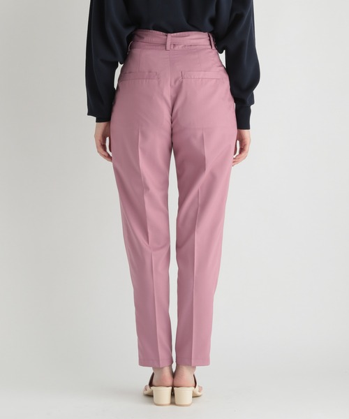 Andemiu(アンデミュウ)の「タックテーパードパンツ958547(その他パンツ・レディース・ブラック/ベージュ/ピンク・SMALL/MEDIUM)」の12枚目の写真